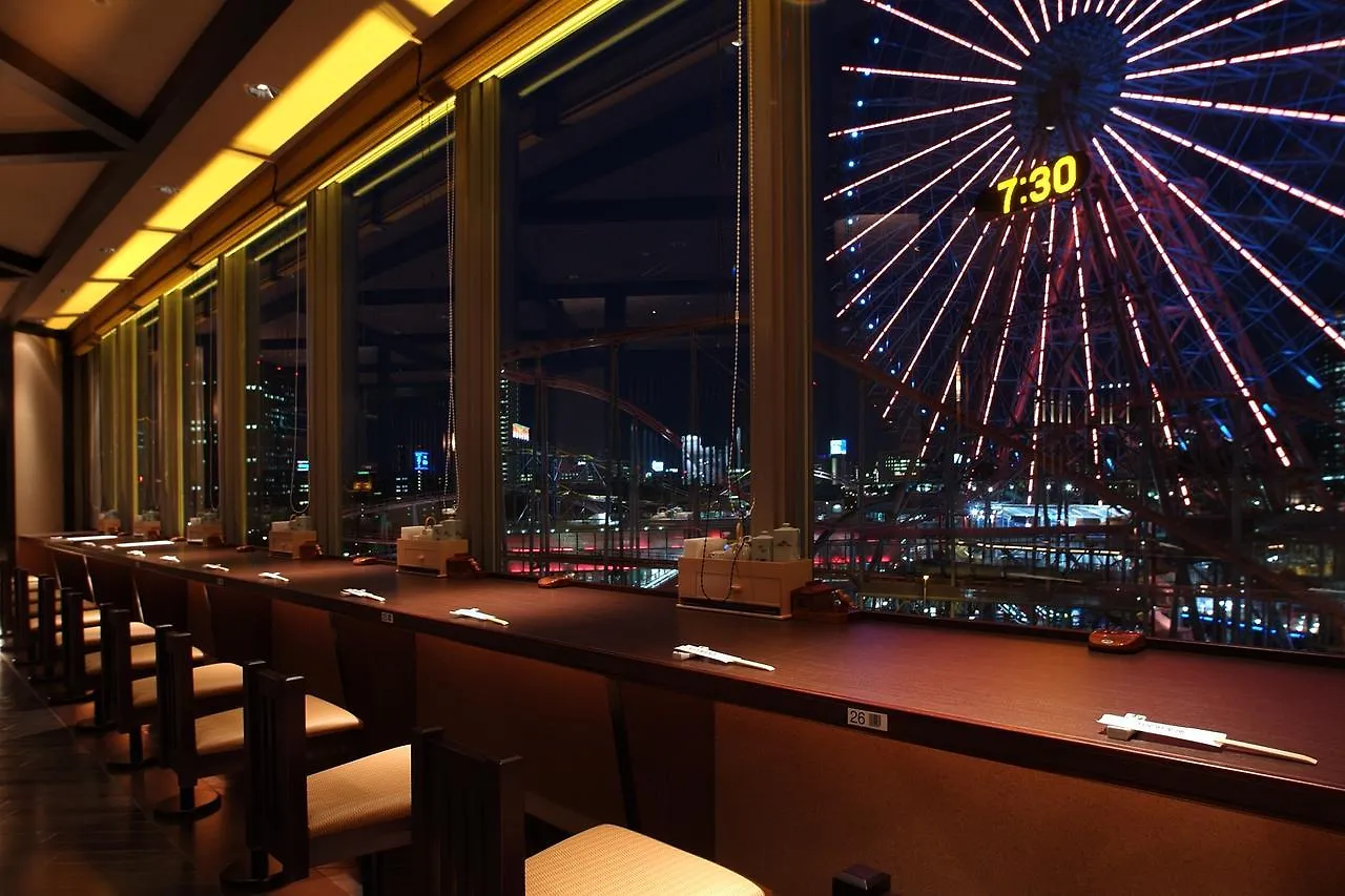 Yokohama Minatomirai Manyo Club Hotel